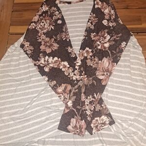 Women plus size shirt size 3xl
